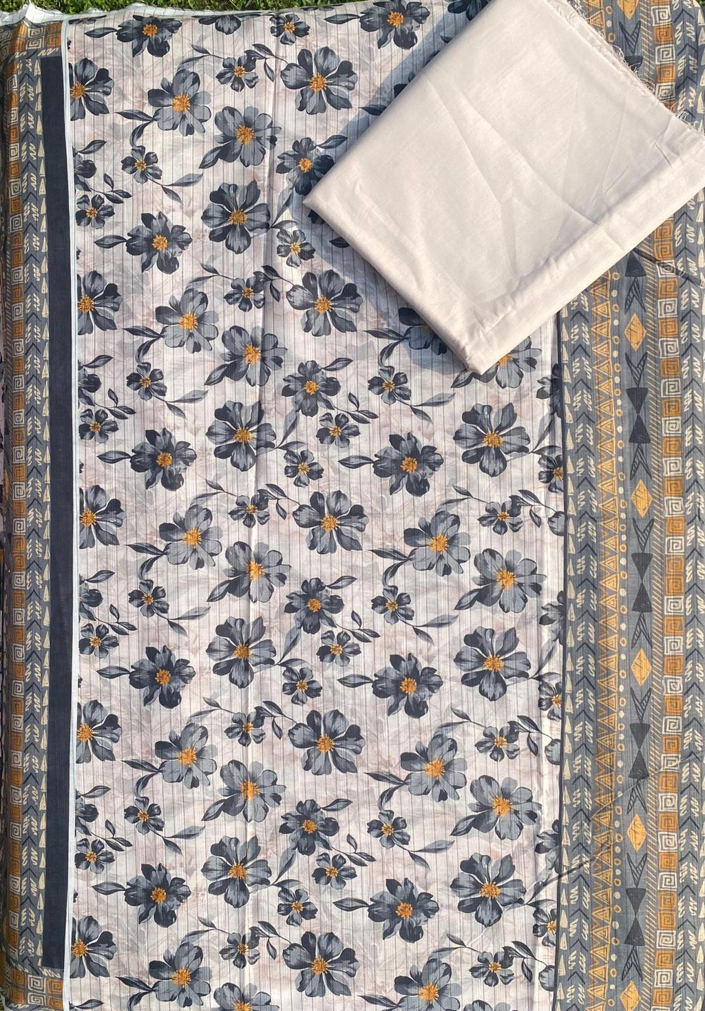2-Piece (Summer) Fine Quality Lawn Hafiz Textiles
